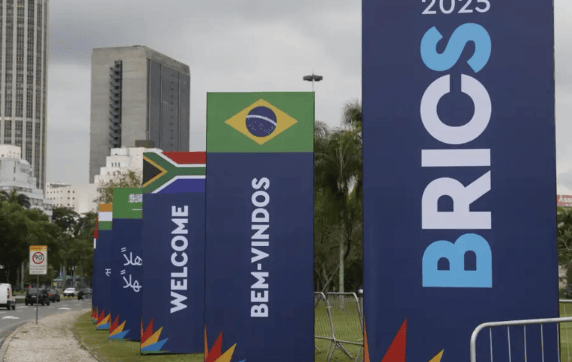 刚被157国承认<strong></p>
<p>币安币行情</strong>，巴勒斯坦就通告全球，申请加入金砖，中方回应很高明，美以最担忧的一幕发生？