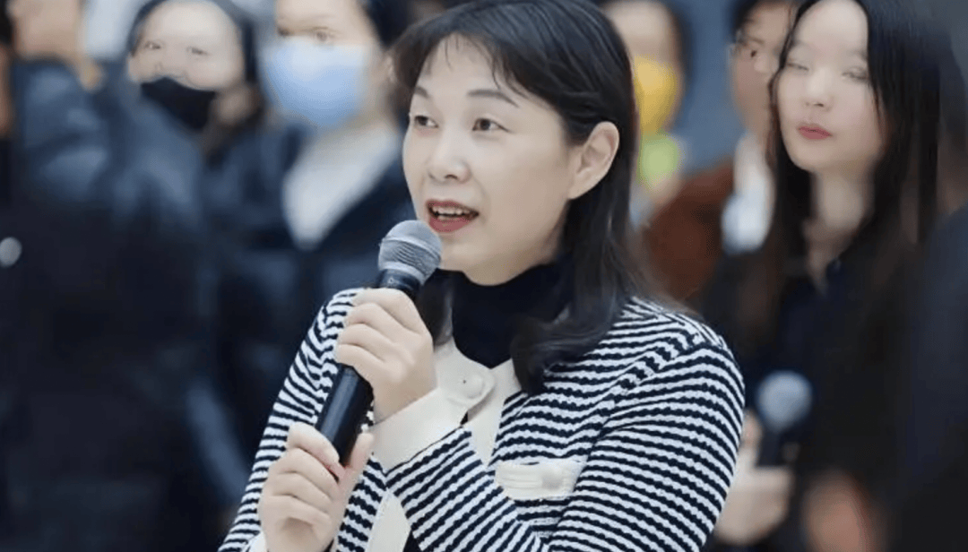 宗馥莉的疯狂380天:700亿娃哈哈容不下女首富