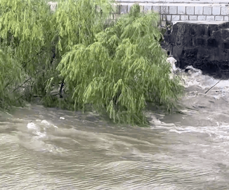 230斤重小伙酒后落水<strong></p>
<p>BNB行情</strong>，漂浮7小时终获救……