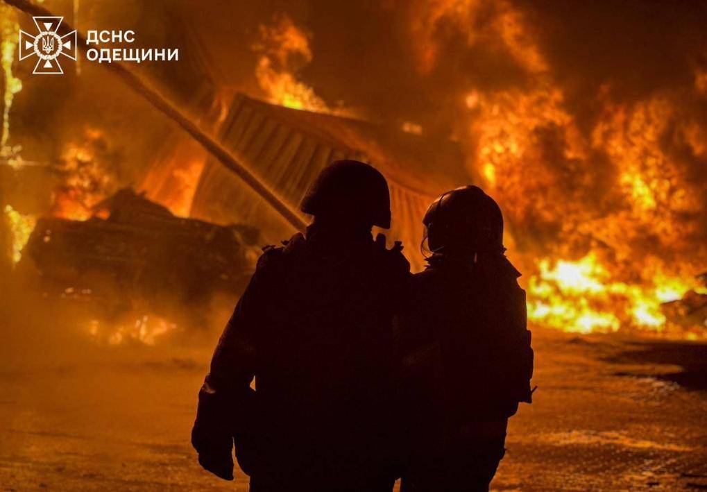 炸了一夜<strong></p>
<p>币安币行情</strong>，俄军大轰炸，基辅大停电：俄乌战争3年，普京太仁慈了