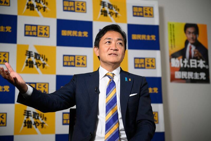 高市早苗“到嘴的鸭子”要飞<strong></p>
<p>币安币行情</strong>,日本新首相可能是他