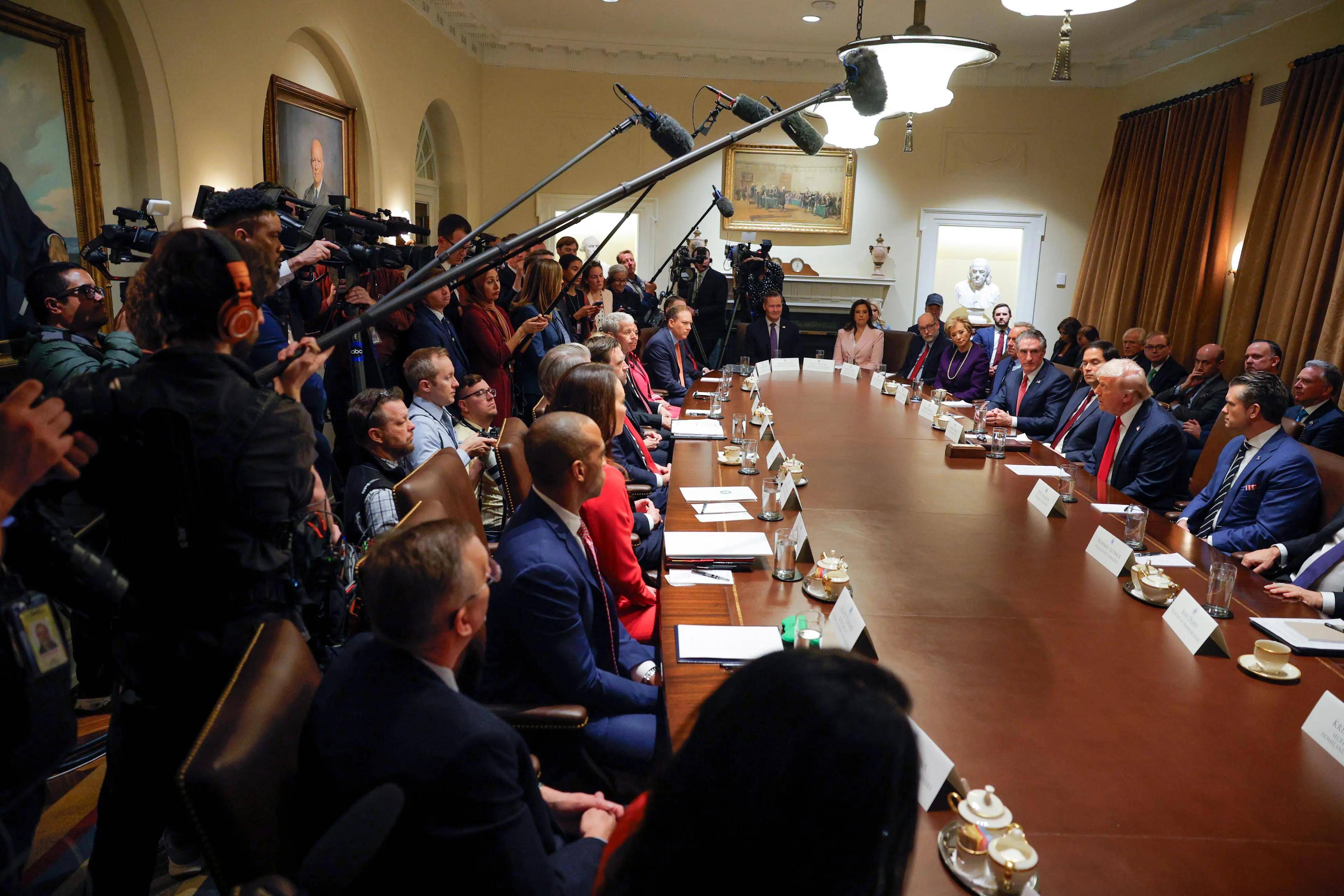 零时零分<strong></p>
<p>ADA行情</strong>,中方反制准时开始,美财长通知中国,100%关税可以撤回