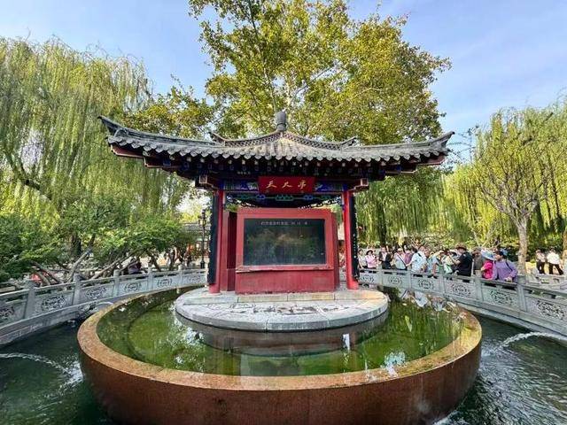 黑虎泉喷得“兽头”都不够用了！济南群泉竞涌<strong></p>
<p>ADA行情</strong>，几十年一见