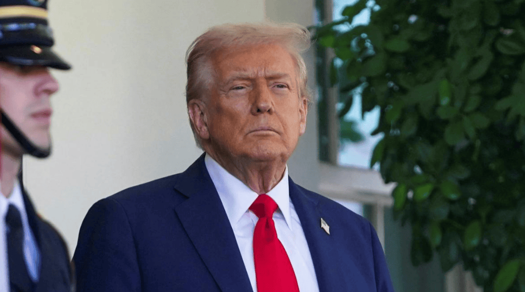 中国对等反制收到成效<strong></p>
<p>BCH行情</strong>，首艘美国船只停靠宁波港，缴付近500万港务费