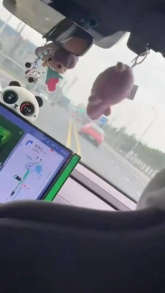 小米汽车市区飙至时速120公里<strong></p>
<p>LTC行情</strong>，跨双黄线到对向车道超车……交警回应→