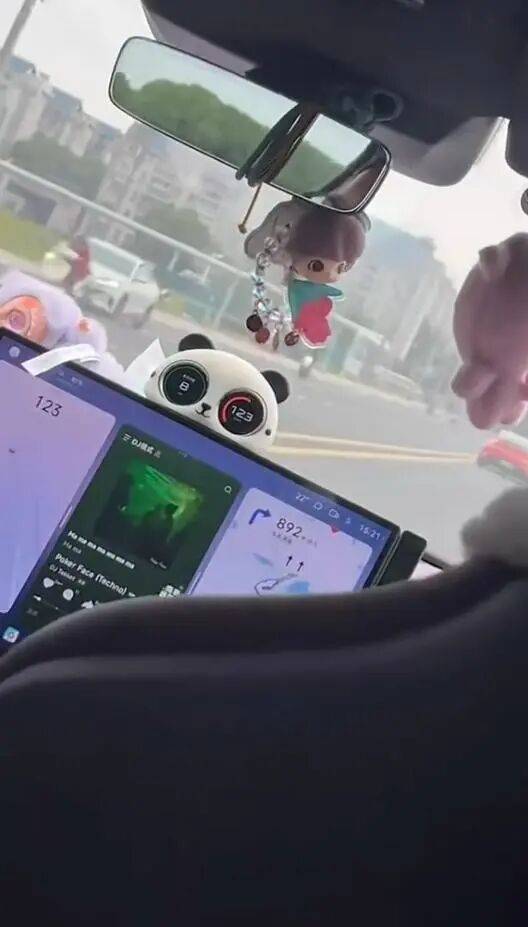 小米汽车市区飙至时速120公里<strong></p>
<p>LTC行情</strong>，跨双黄线到对向车道超车……交警回应→