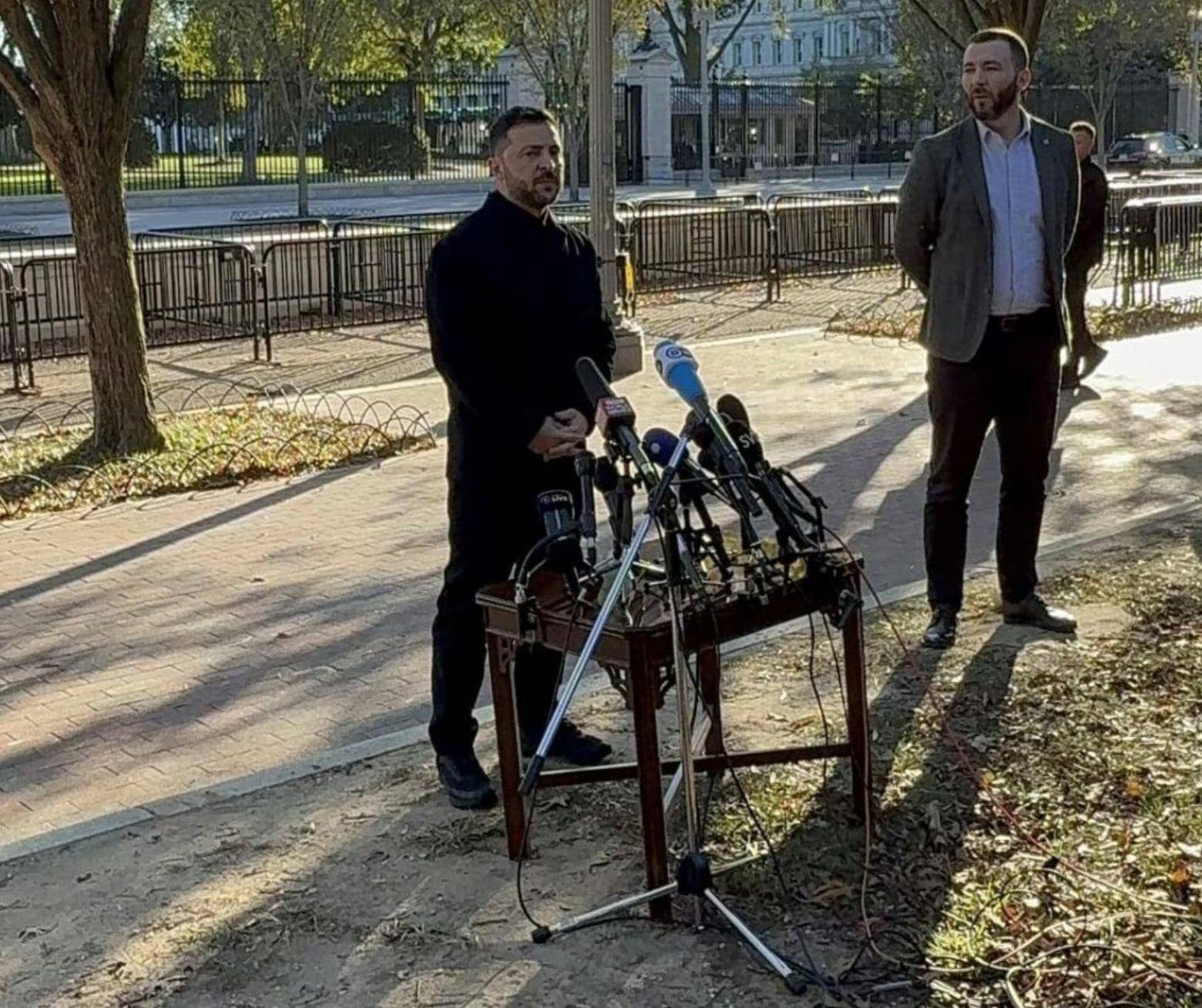 泽连斯基失望透顶<strong></p>
<p>LTC行情</strong>，被美当面羞辱，终于认清了现实：只要能停火，领土也能谈！