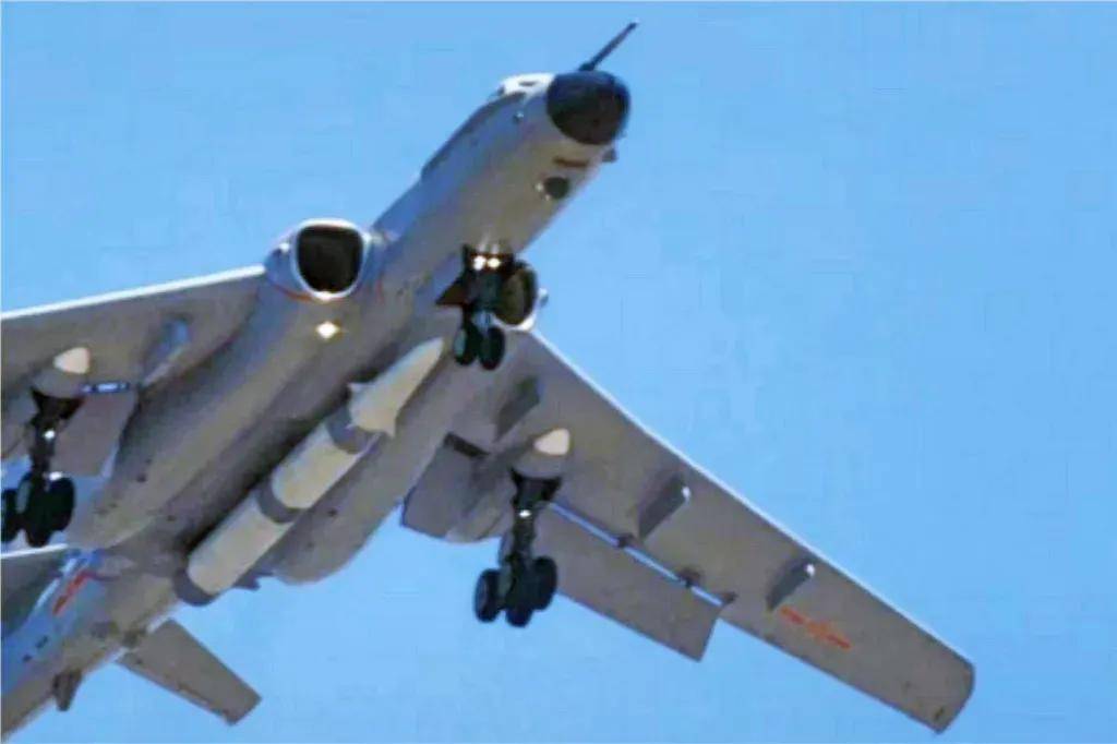 军迷热议<strong></p>
<p>莱特币行情</strong>！《舰载武器》曝光四发轰-6改进方案：航程14000公里？