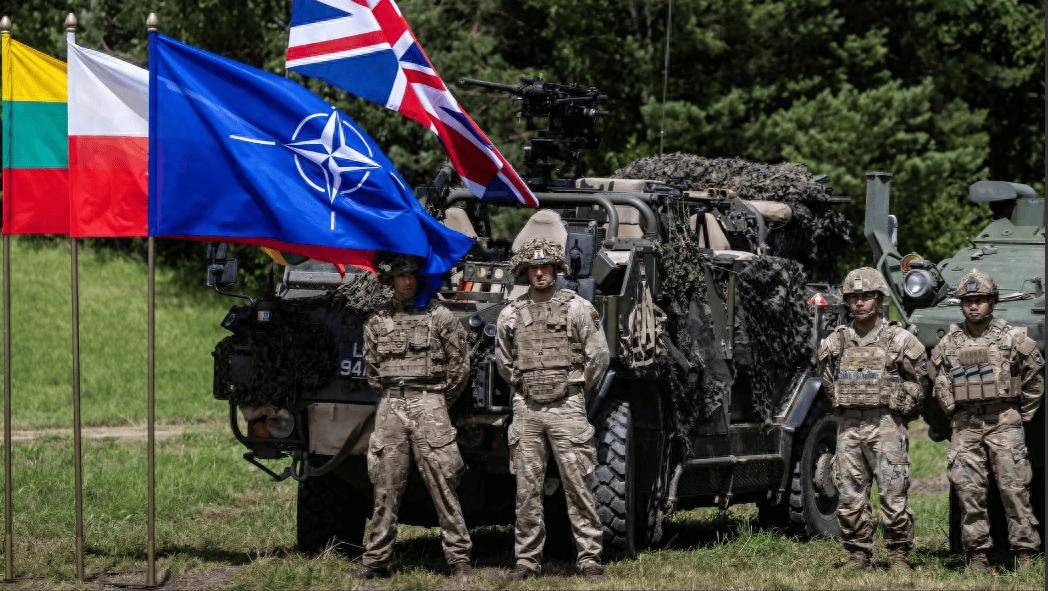 俄罗斯对乌克兰袭击一次比一次狠，一天扔了268枚炸弹，俄军苏-34轰炸机测试炸弹之王