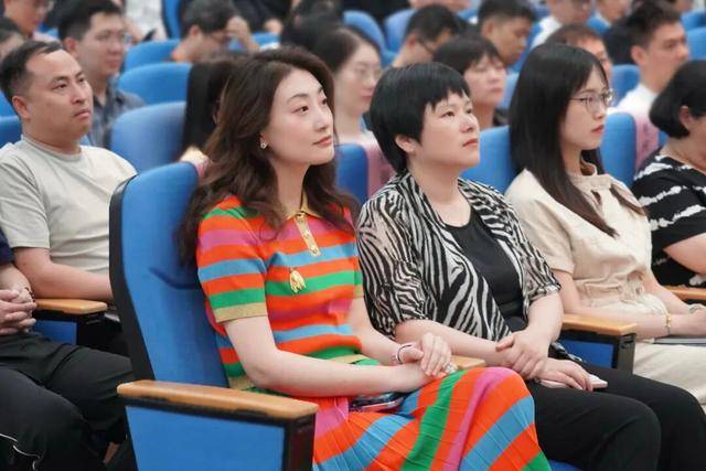 宗馥莉“心腹”祝丽丹离职<strong></p>
<p>比特币行情</strong>!曾是娃哈哈核心高管