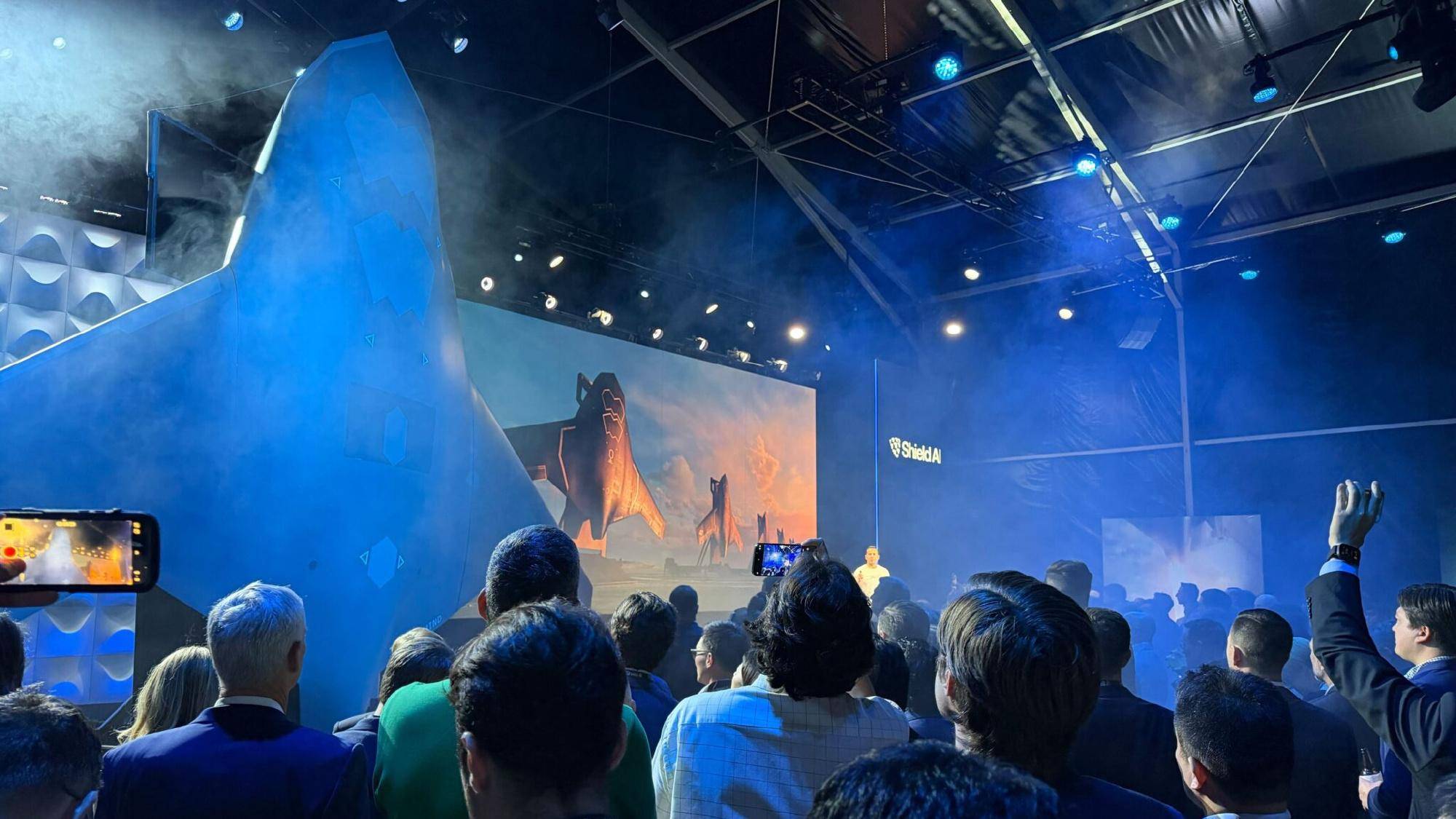 无空速管<strong></p>
<p>区块链挖矿行情</strong>，疑似第二架歼-50：美国精神胜利法，新六代机东亚决战