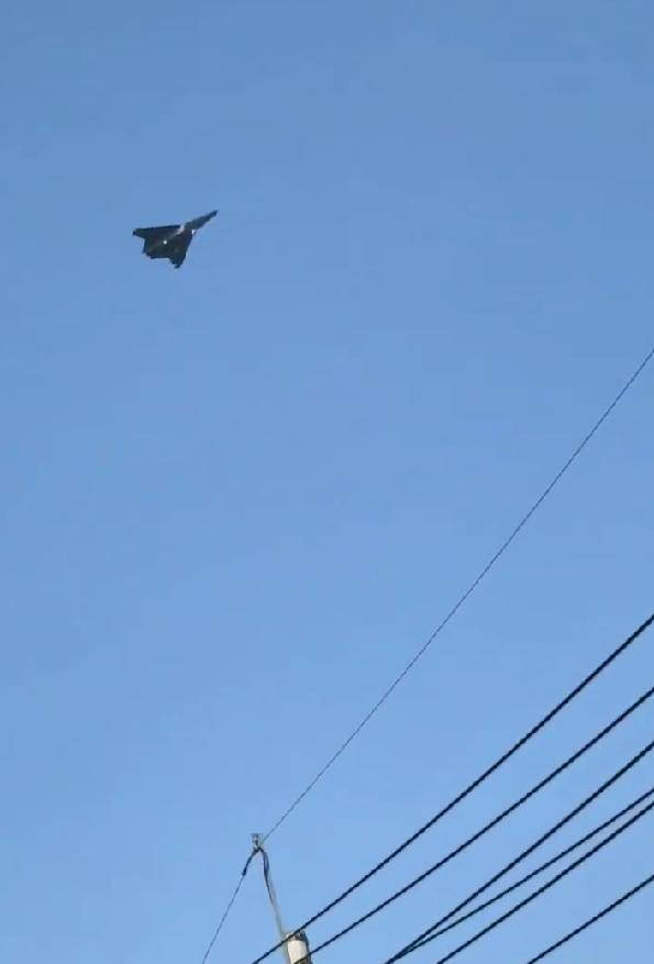 无空速管<strong></p>
<p>区块链挖矿行情</strong>，疑似第二架歼-50：美国精神胜利法，新六代机东亚决战