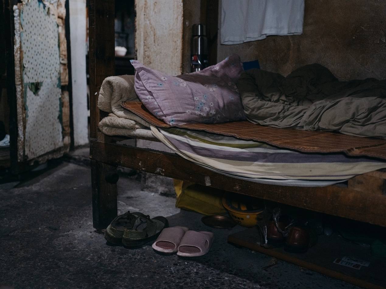 <strong></p>
<p>区块链挖矿行情</strong>他们挤在8元一晚的旅店 几百人抢一个活