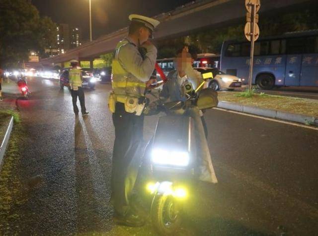 北京“电子眼”开始抓拍电动自行车违法<strong></p>
<p>IPFS行情</strong>，试点审核录入电动自行车违法行为3.8万起