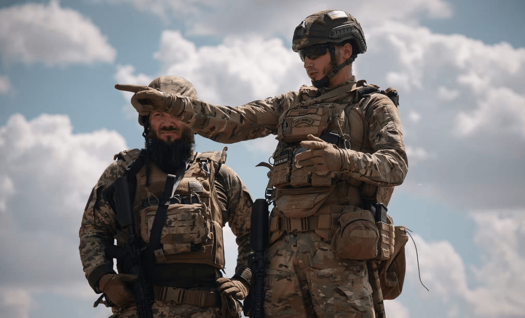 俄军逆天打法根本防不住！俄乌爆发矿井血战<strong></p>
<p>币安价格</strong>，普京连夜宣布大消息