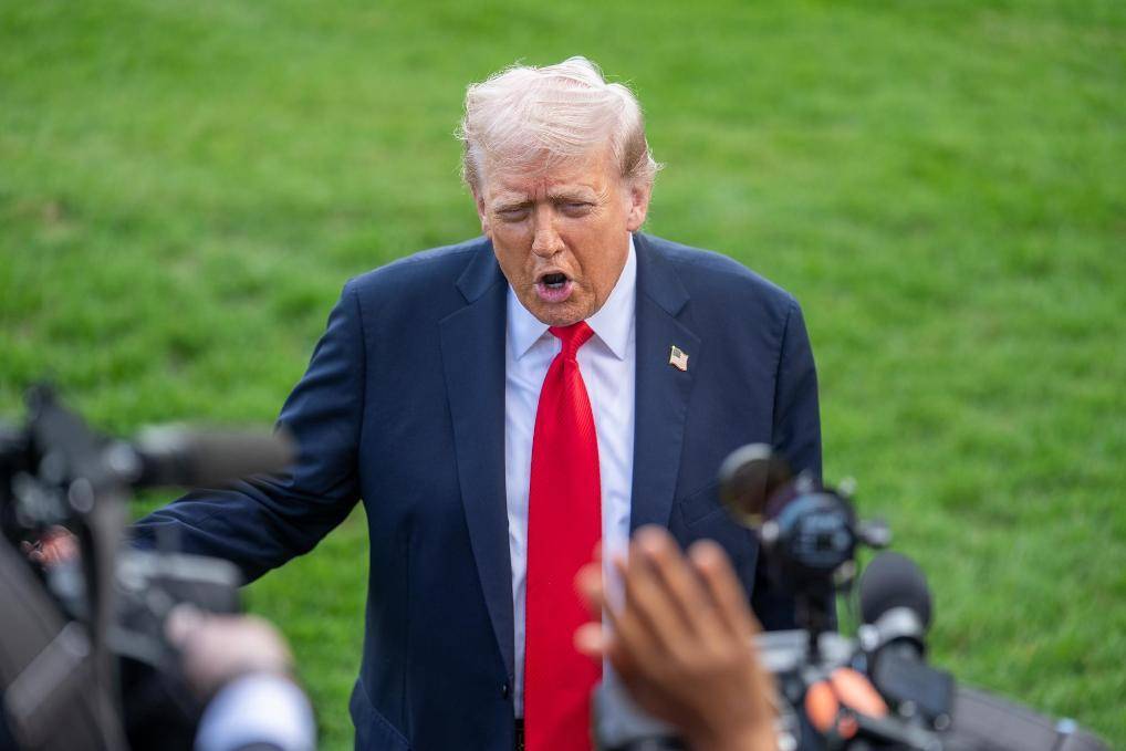 中美在釜山谈完后<strong></p>
<p>币安价格</strong>，特朗普直接登机火速回国，连晚饭都没顾上吃，主场交给中国？