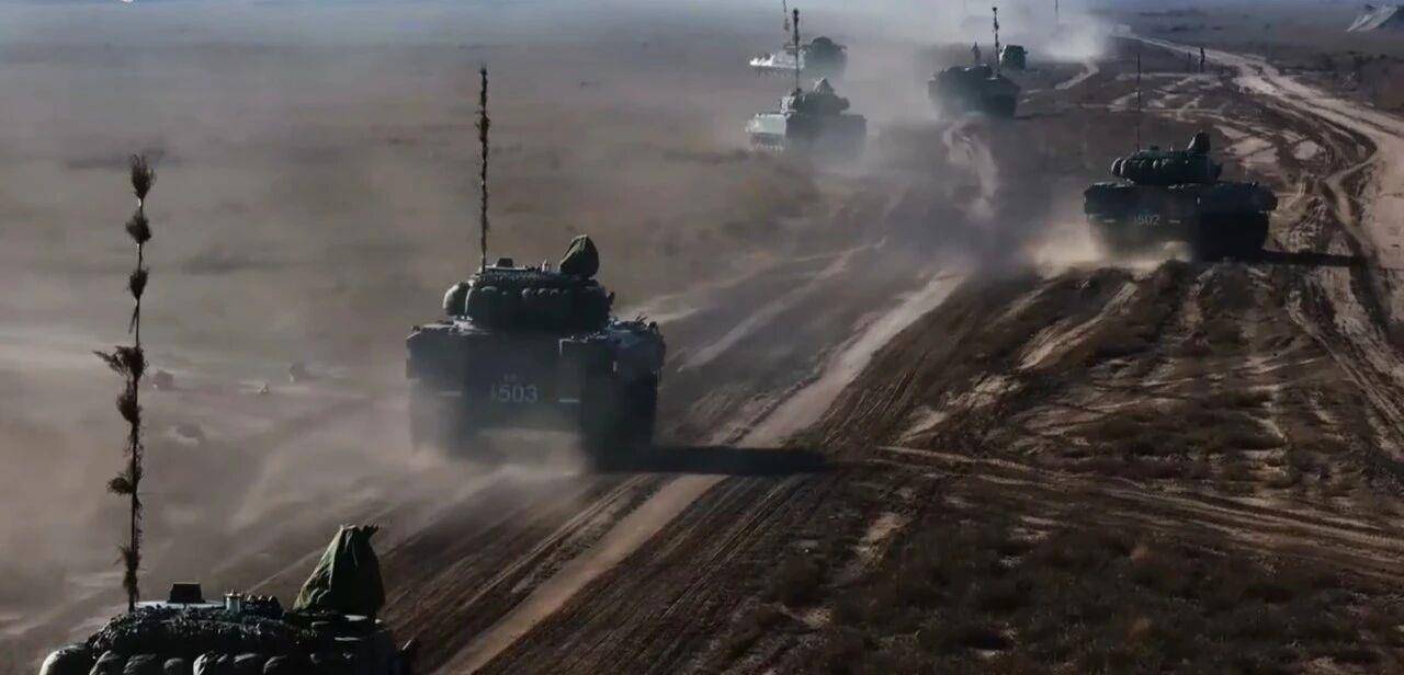 大场面！机器狗、无人机开路<strong></p>
<p>BITOP价格</strong>，实兵对抗演练画面公布