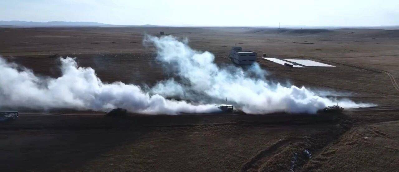 大场面！机器狗、无人机开路<strong></p>
<p>BITOP价格</strong>，实兵对抗演练画面公布