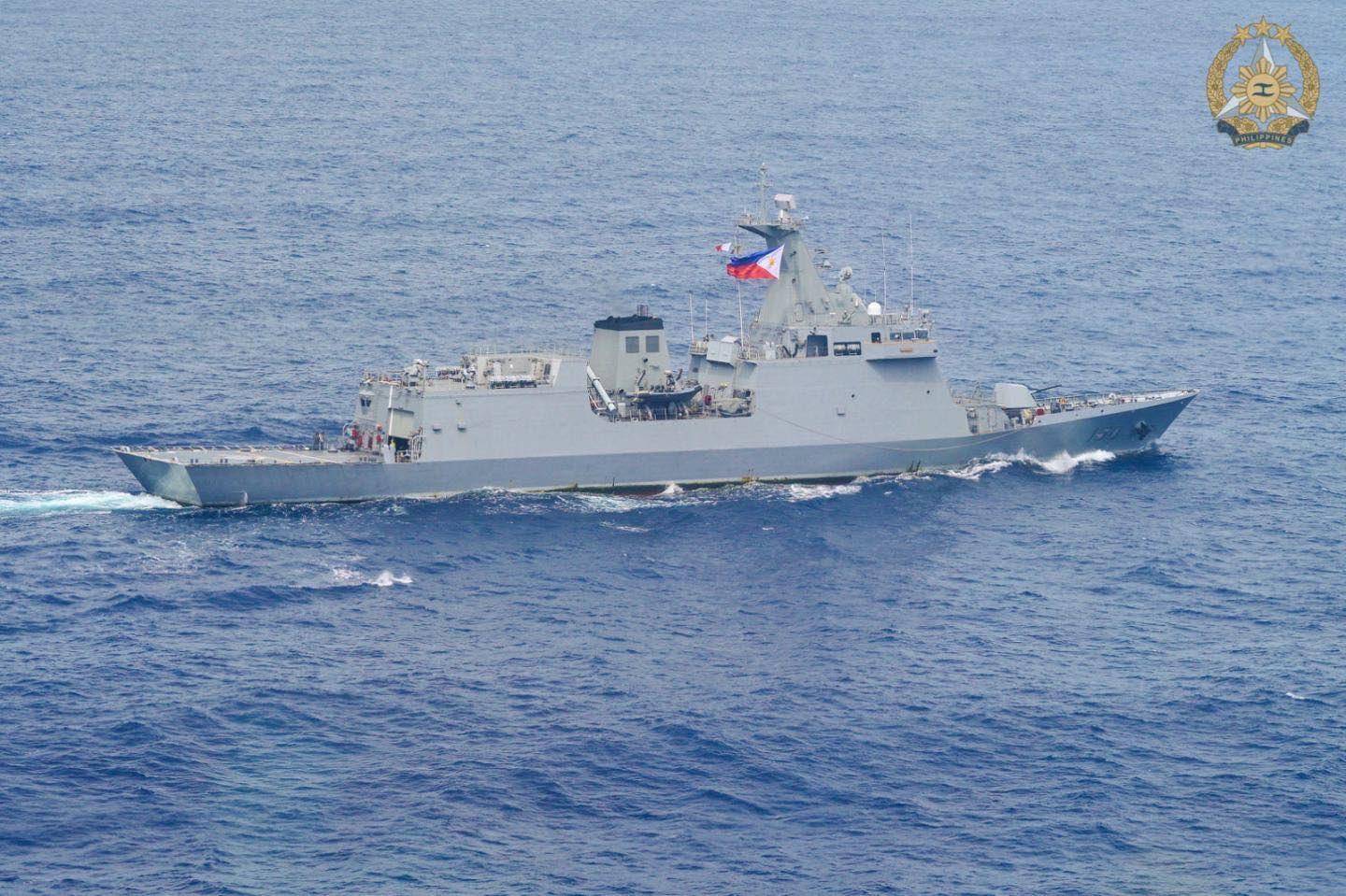 美军再度遭遇耻辱时刻：中国海军6艘战舰包围<strong></p>
<p>BTC价格</strong>，815舰插入南海演习