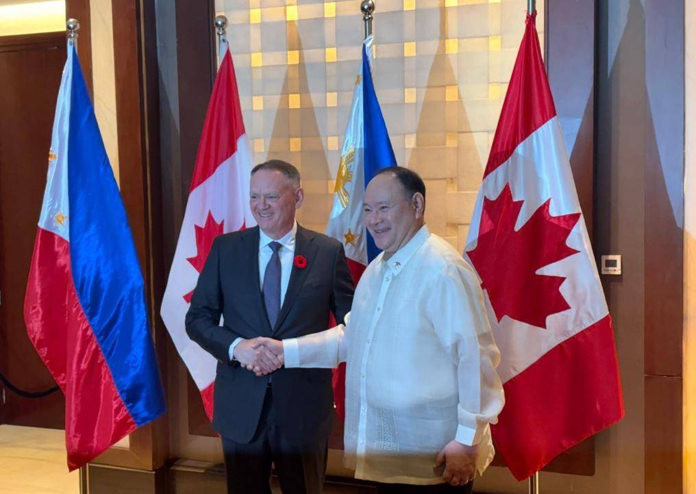 美军再度遭遇耻辱时刻：中国海军6艘战舰包围<strong></p>
<p>BTC价格</strong>，815舰插入南海演习