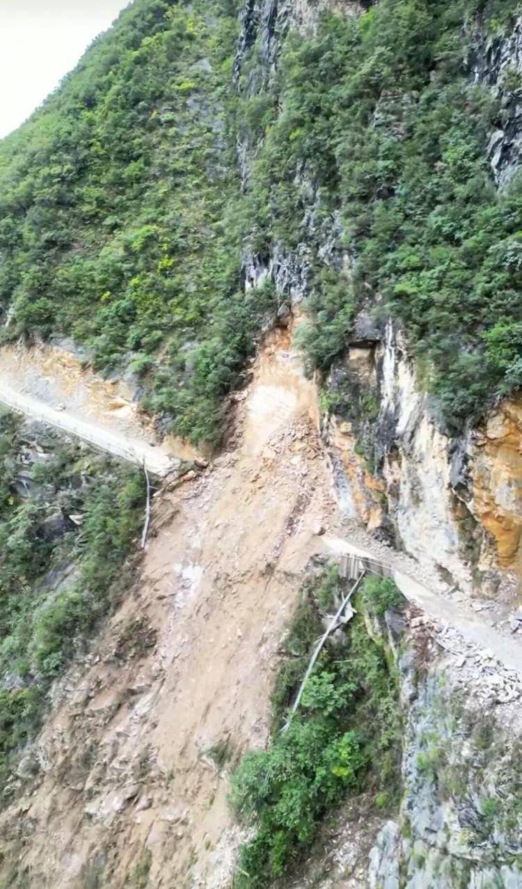 重庆网红“挂壁公路”垮塌<strong></p>
<p>BTC价格</strong>，附近村民外出绕行已半月盼修复，当地：已完成排危，正在修