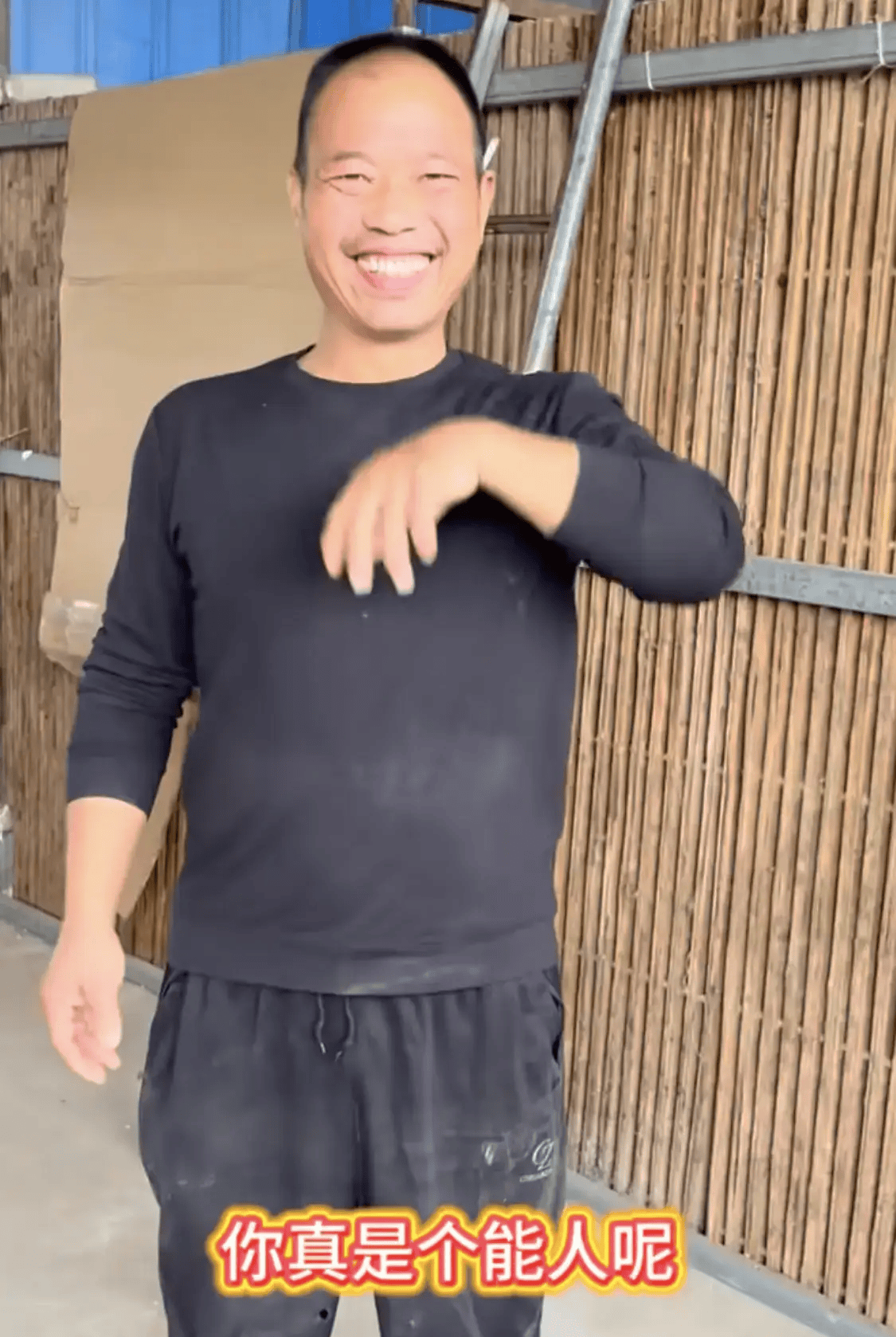 阴雨50天<strong></p>
<p>BTC价格</strong>，他用3200块救回30万斤玉米