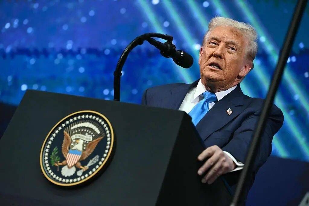 51票对49票<strong></p>
<p>比特币价格</strong>，禁止特朗普绕过国会对委内瑞拉动武议案被否决