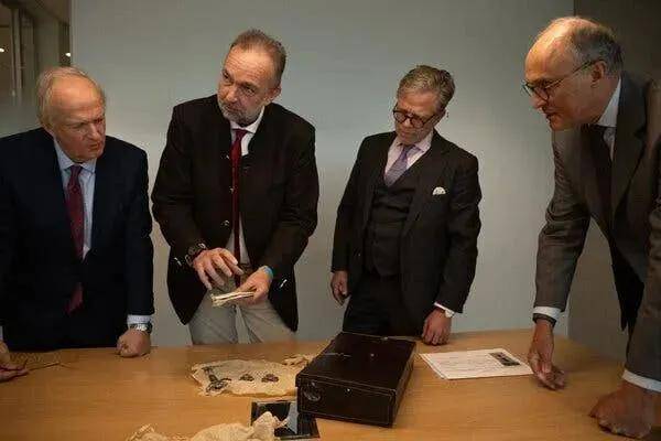 失踪百年的欧洲王室诅咒之钻重现<strong></p>
<p>以太坊价格</strong>，背后藏着一位忠贞皇后的惊人布局