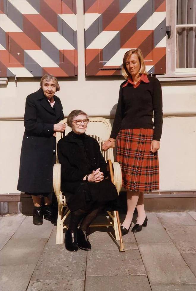 失踪百年的欧洲王室诅咒之钻重现<strong></p>
<p>以太坊价格</strong>，背后藏着一位忠贞皇后的惊人布局