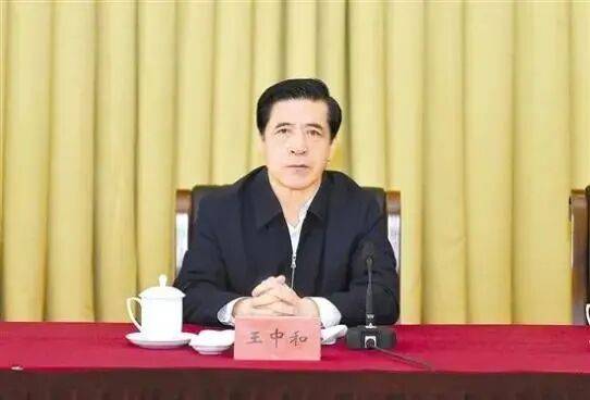 大搞权钱交易、权色交易<strong></p>
<p>USDT价格</strong>!内蒙古自治区政协原党组副书记、副主席王中和被公诉