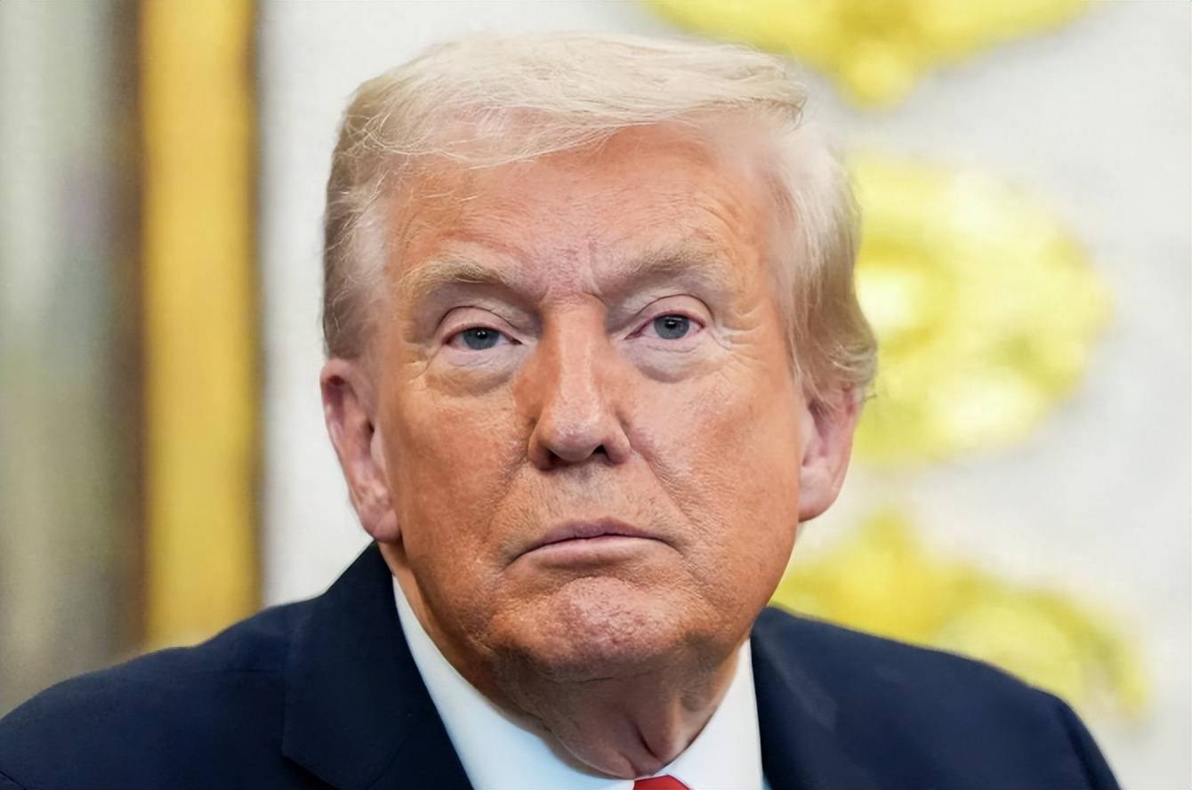 专访中途两度断电成笑柄!泽连斯基宣称乌克兰将胜利<strong></p>
<p>USDT价格</strong>,实则美军撤离援乌弹药缺口达 40%?