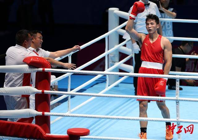 全运会拳击男子80公斤级决赛<strong></p>
<p>USDT价格</strong>，王小保夺冠！