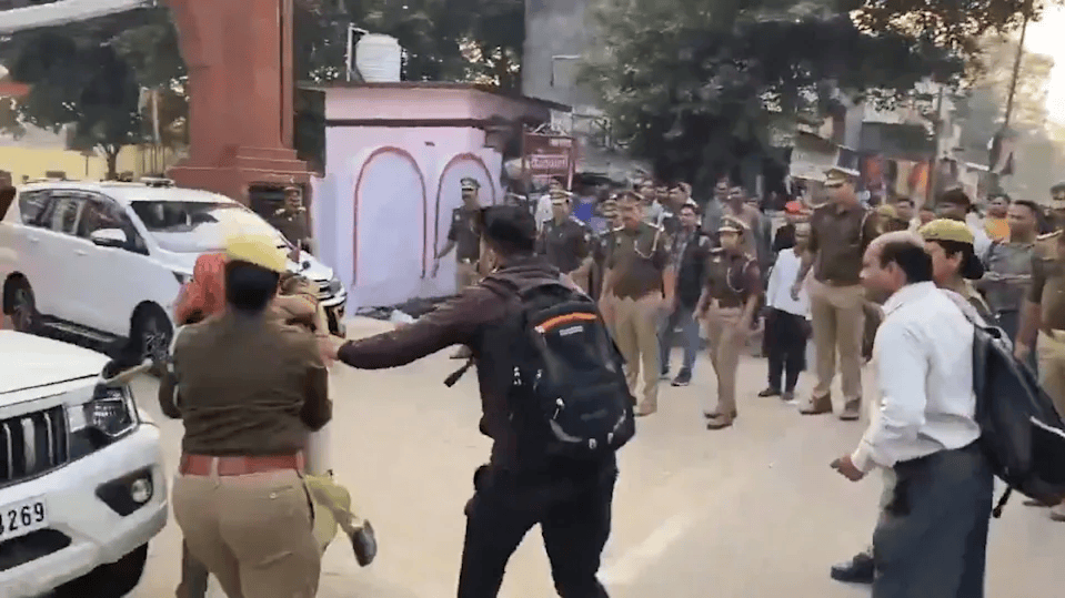 遭轮奸后接死亡威胁<strong></p>
<p>瑞波币价格</strong>，印度16岁少女冲破警戒线向高级警官求助