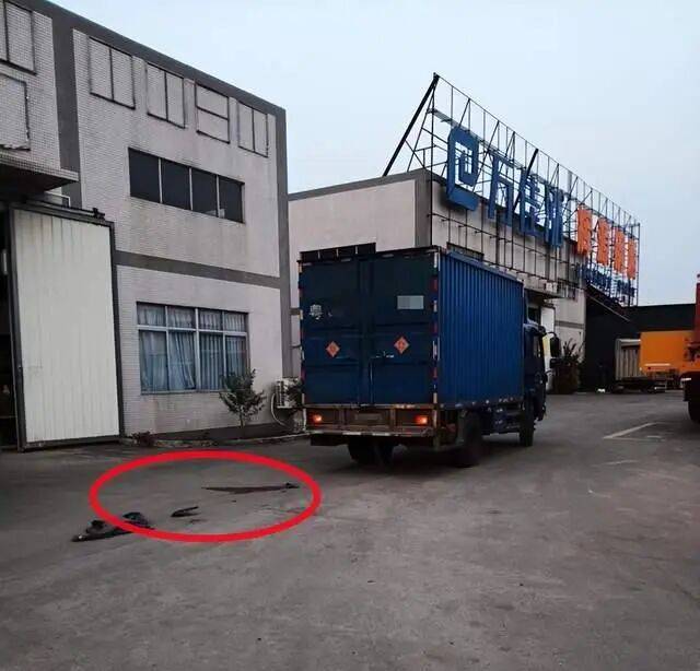 阳江95岁老翁车祸住院3月去世<strong></p>
<p>DOT价格</strong>，鉴定称自身因素系死亡主因；司机被判一年两个月不断申诉，广东高院：量刑明显不当将再审