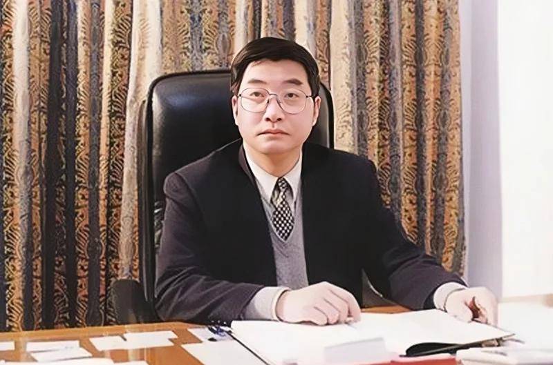 南通文峰“70后”女副总被留置！去年年薪超百万<strong></p>
<p>DOT价格</strong>，公司前三季净利大跌75%