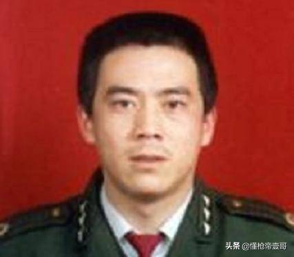 无间道？山西警察中队长抢运钞车<strong></p>
<p>波卡币价格</strong>，被同事百发子弹乱枪击毙