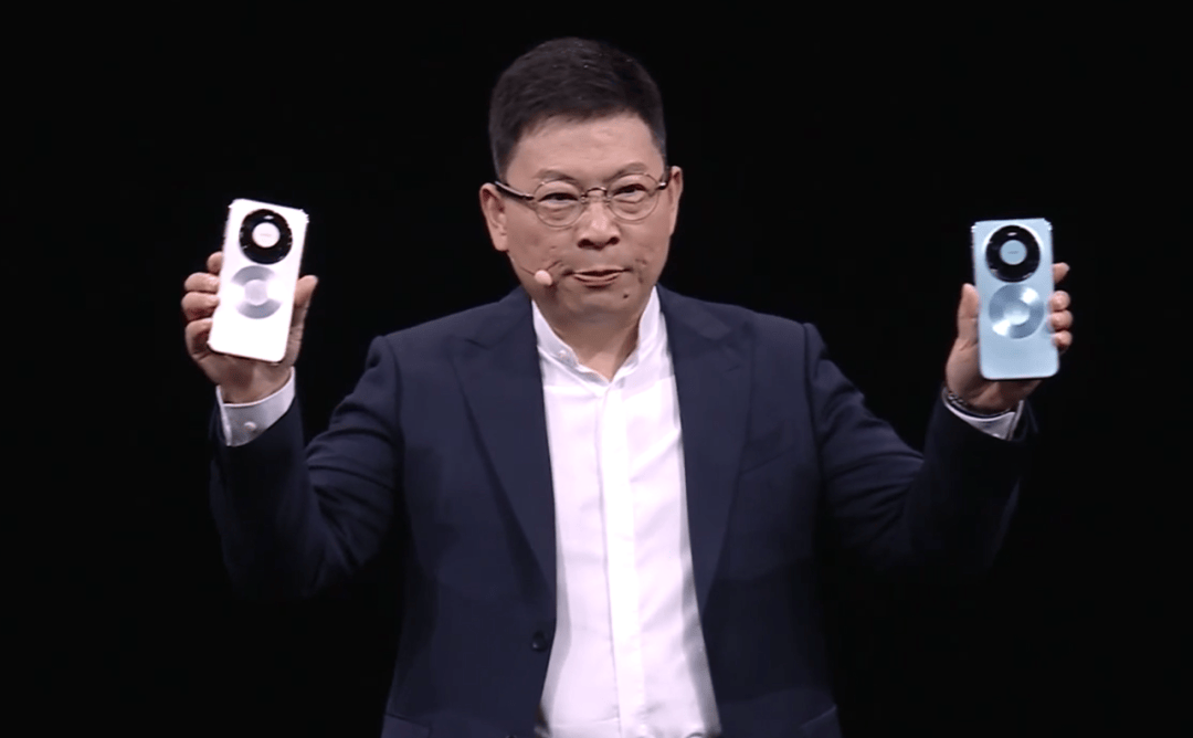 华为Mate 80<strong></p>
<p>BNB价格</strong>，4699元起！网友：我真冲了！