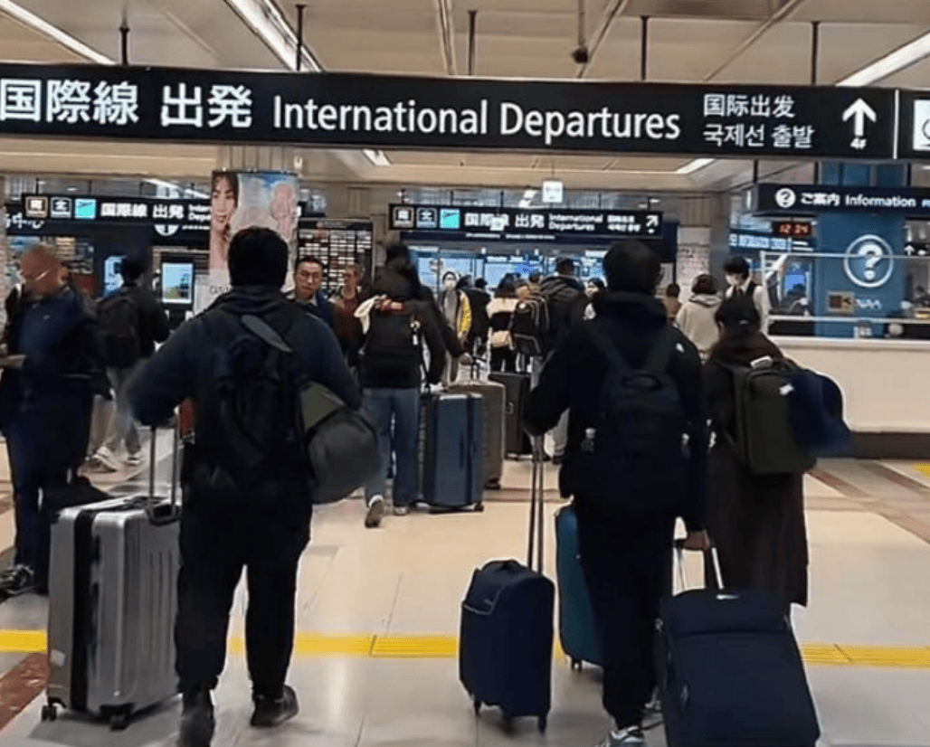 日本多次不宣而战<strong></p>
<p>币安币价格</strong>，中国不得不防，高市早苗沉默之际，国人紧急返华