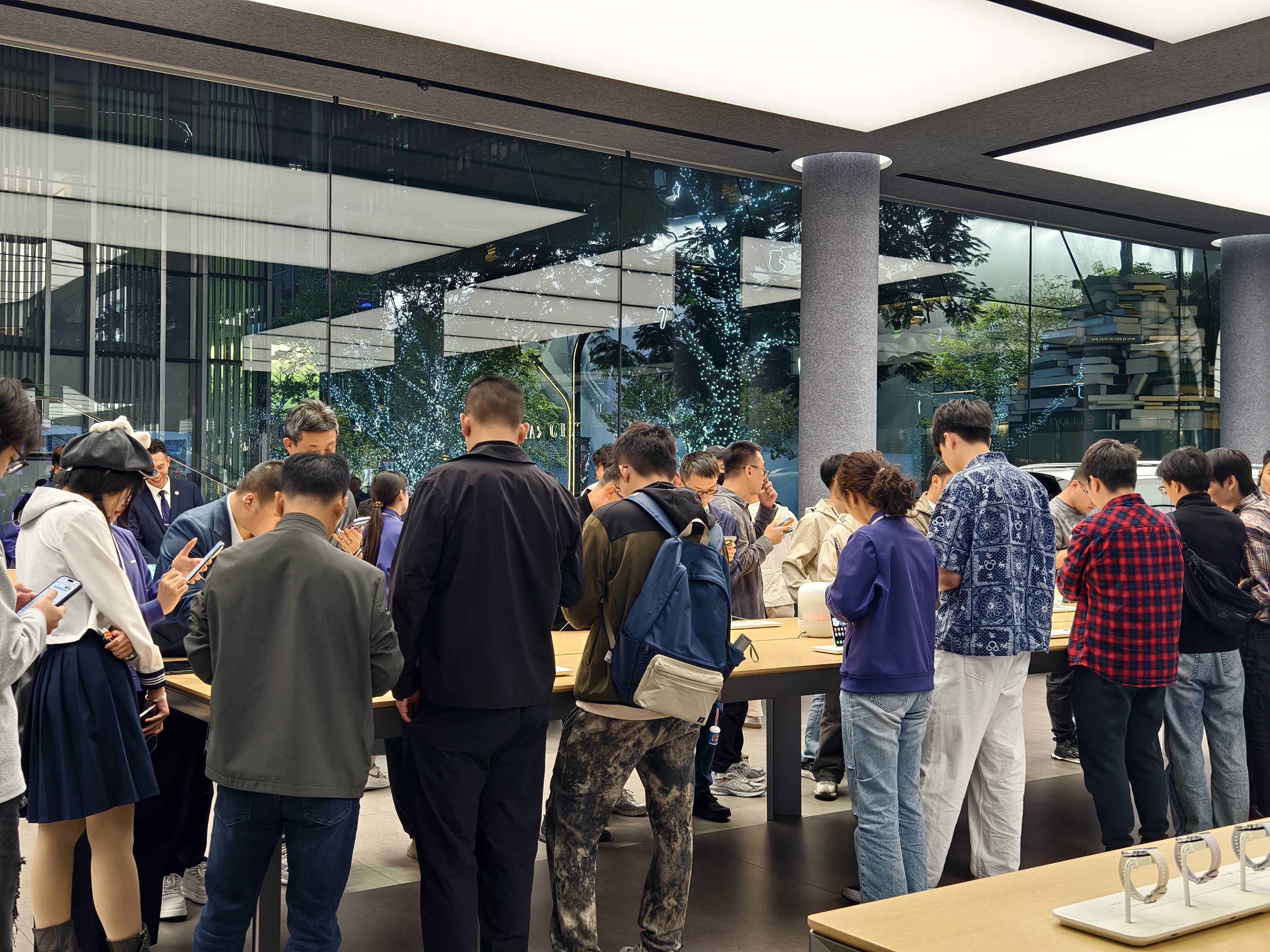 独家｜华为Mate80首批备货30万台左右<strong></p>
<p>币安币价格</strong>，渠道商称“定价很有魄力”