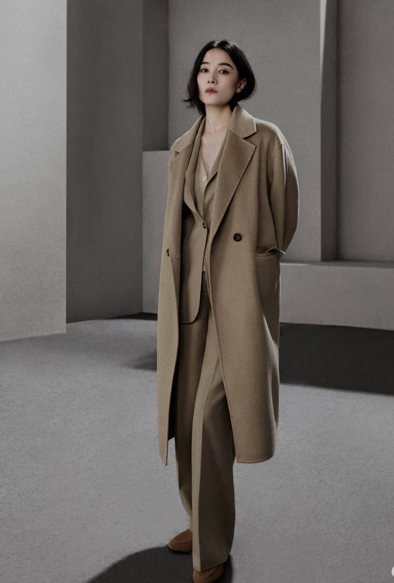 巩俐、梅姨、高圆圆...Power女性冬天少不了一件驼色大衣<strong></p>
<p>币安币价格</strong>！