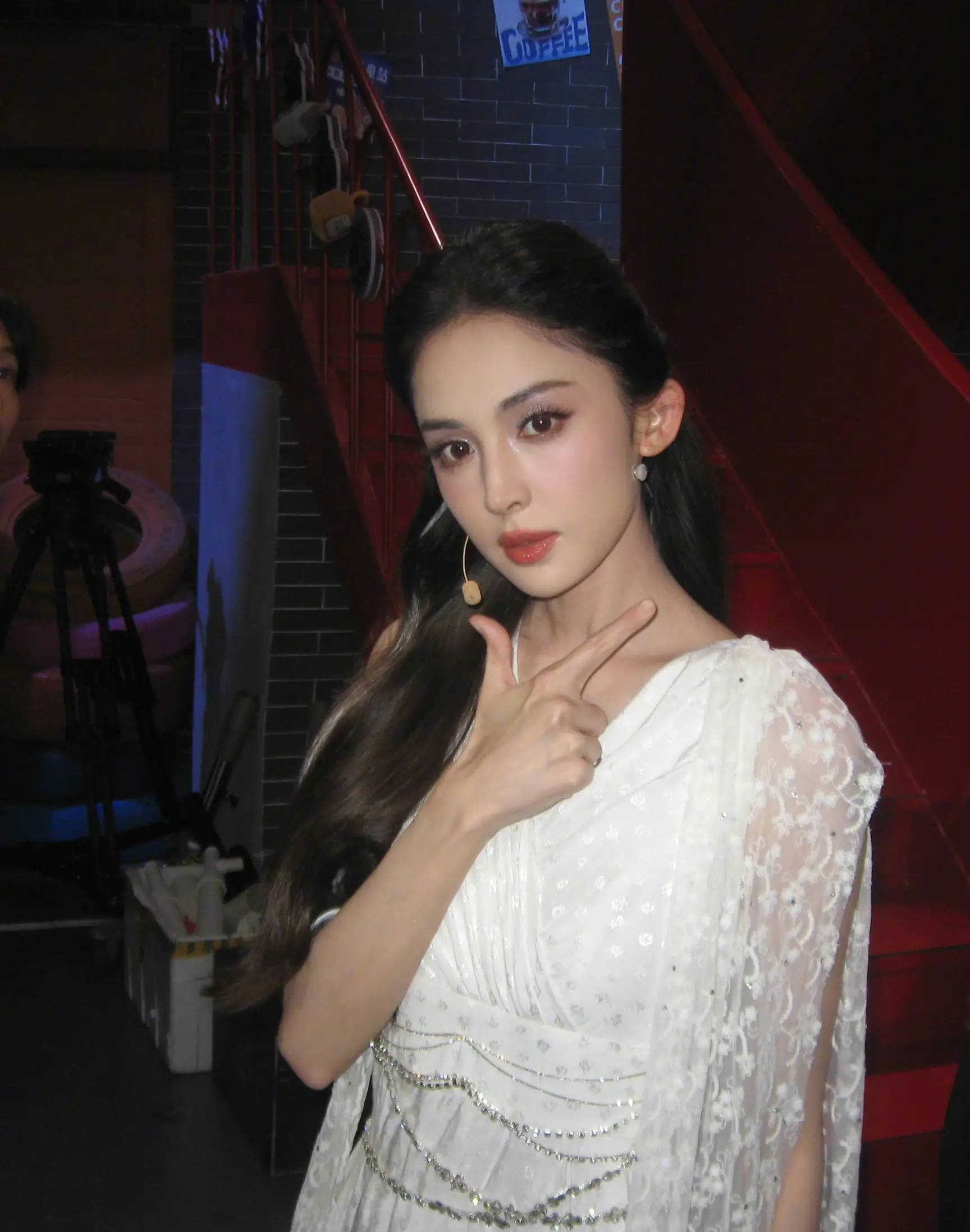 娜扎经纪人李登科宣布卸任 称女方照亮了<strong></p>
<p>币安币价格</strong>他的一段人生