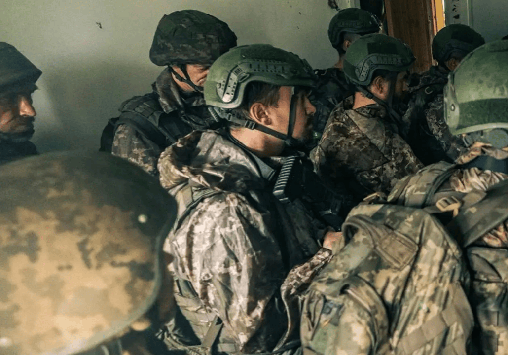 乌克兰败局已定？前线已经大崩溃<strong></p>
<p>ADA价格</strong>，乌军精锐爆料：新兵练两天就上战场！