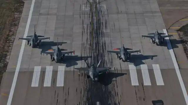 我们落后了？土耳其完成“世界首次无人机发射空空弹”<strong></p>
<p>BCH价格</strong>，性能如何