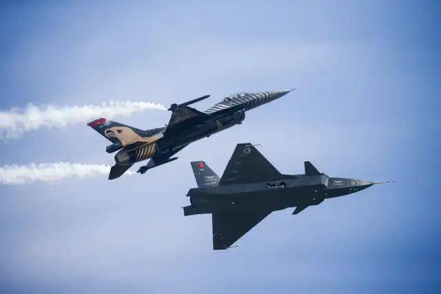 我们落后了？土耳其完成“世界首次无人机发射空空弹”<strong></p>
<p>BCH价格</strong>，性能如何