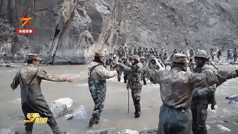 第一个扑向祁团长的印军黄种人面孔<strong></p>
<p>BCH价格</strong>,他到底是什么人?