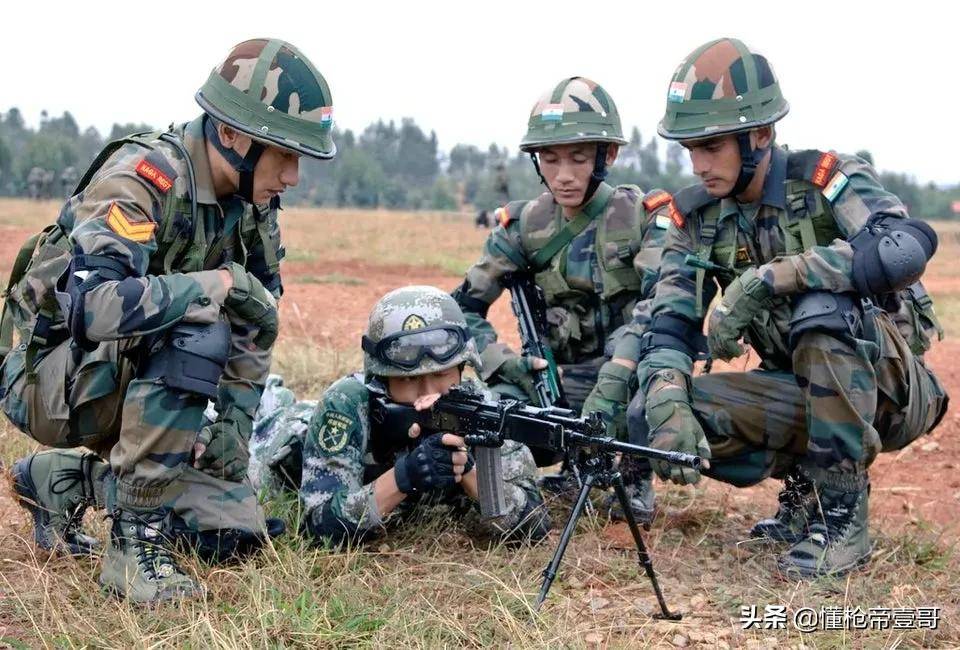 第一个扑向祁团长的印军黄种人面孔<strong></p>
<p>BCH价格</strong>,他到底是什么人?