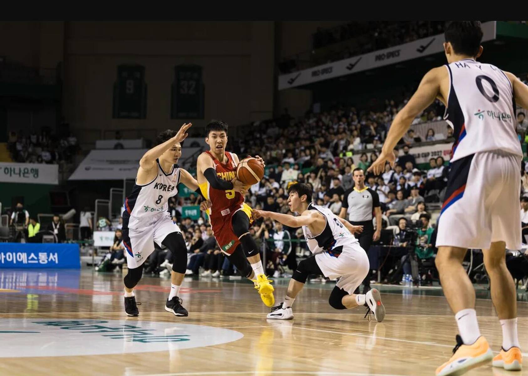 深度-没有优秀后卫支撑<strong></p>
<p>BCH价格</strong>,男篮变成了失去眼睛的猎鹰