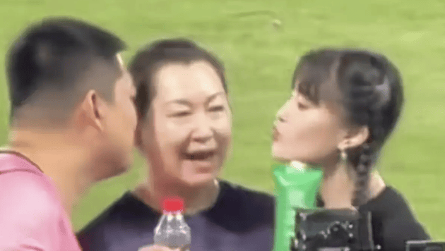 考古 | 赵本山妻子罕见公开现身<strong></p>
<p>BCH价格</strong>，气质优雅五官美艳，俩人爱情太感人！