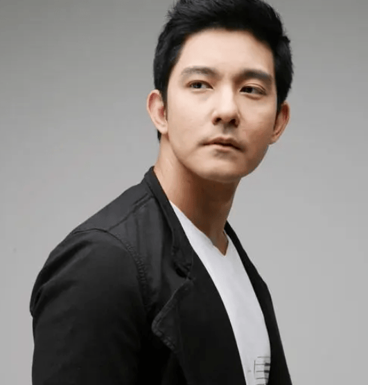 《放羊的星星》主演立威廉确诊甲状腺癌<strong></p>
<p>比特现金价格</strong>，已进行两次手术；透露目前已99%切除肿瘤