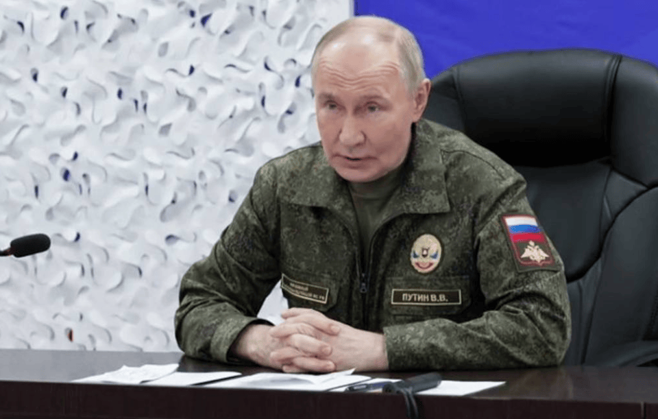 乌军试图为红军城解围<strong></p>
<p>比特现金价格</strong>，普京回应